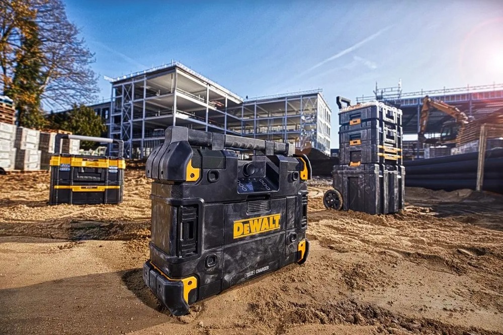 Stavebné rádio Dewalt T STAK DWST1-81078