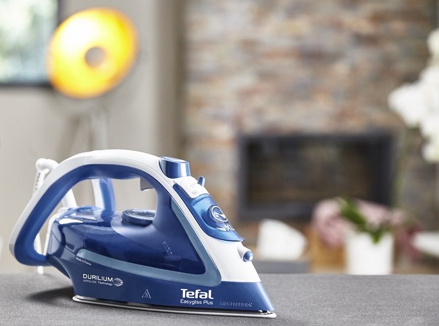 Žehlička Tefal EasyGliss Plus Auto-off FV5735E0 modrá