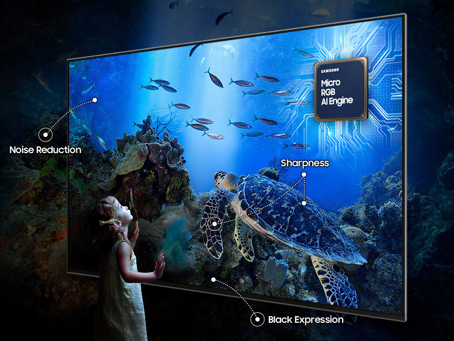 Televízor Samsung 115" Micro RGB MRE115MR95F Dieťa pozerajúce sa na realistický obraz televízie s AI Upscaling