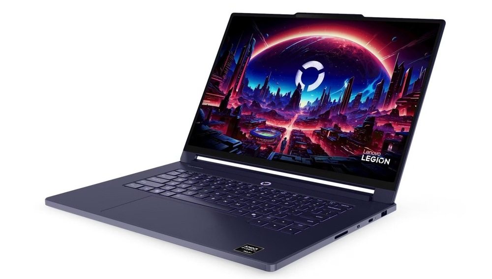 Notebook Lenovo Legion 7 15ASH11 modrý Otvorený a zapnutý notebook Lenovo Legion 7 15ASH11 otočený doľava