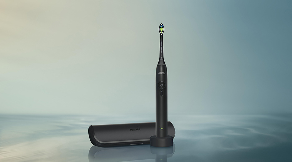 Zubná kefka Philips Sonicare 3100 HX4033/32 čierna Kefka Philips HX4033/32 Sonicare 3100 s úložným puzdrom