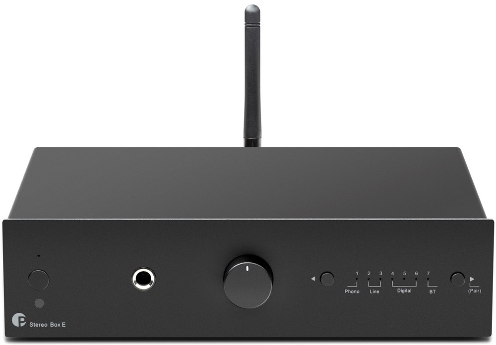Gramofón Pro-Ject Colourful Audio System E čierny Súčasťou setu Pro-Ject je flexibilný zosilňovač