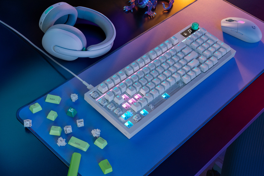 Biela klávesnica Logitech G316 X 98 s vymeniteľnými spínačmi