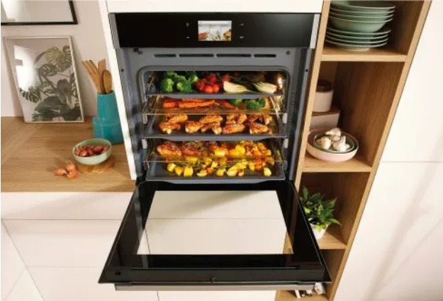 Rúra Gorenje Superior BCS798S24X PureSteam čierna/nerez Rúra Gorenje Superior BCS798S24X PureSteam čierna/nerez