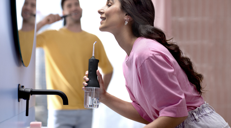 Ústna sprcha Philips Sonicare Power Flosser HX3826/33 čierna