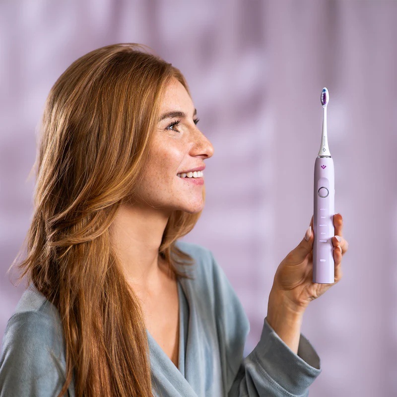 Zubná kefka TrueLife SonicBrush Clean70 UV Lavender fialová Zubná kefka TrueLife SonicBrush Clean70 UV Lavender
