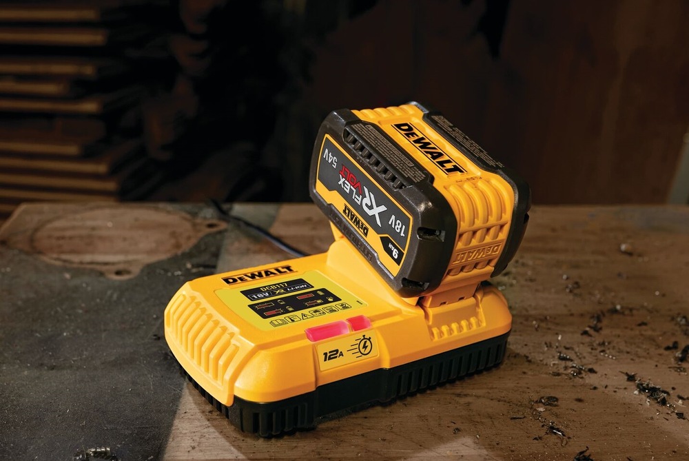 Nabíjačka Dewalt XR 12 A DCB117 Nabíjačka DeWALT