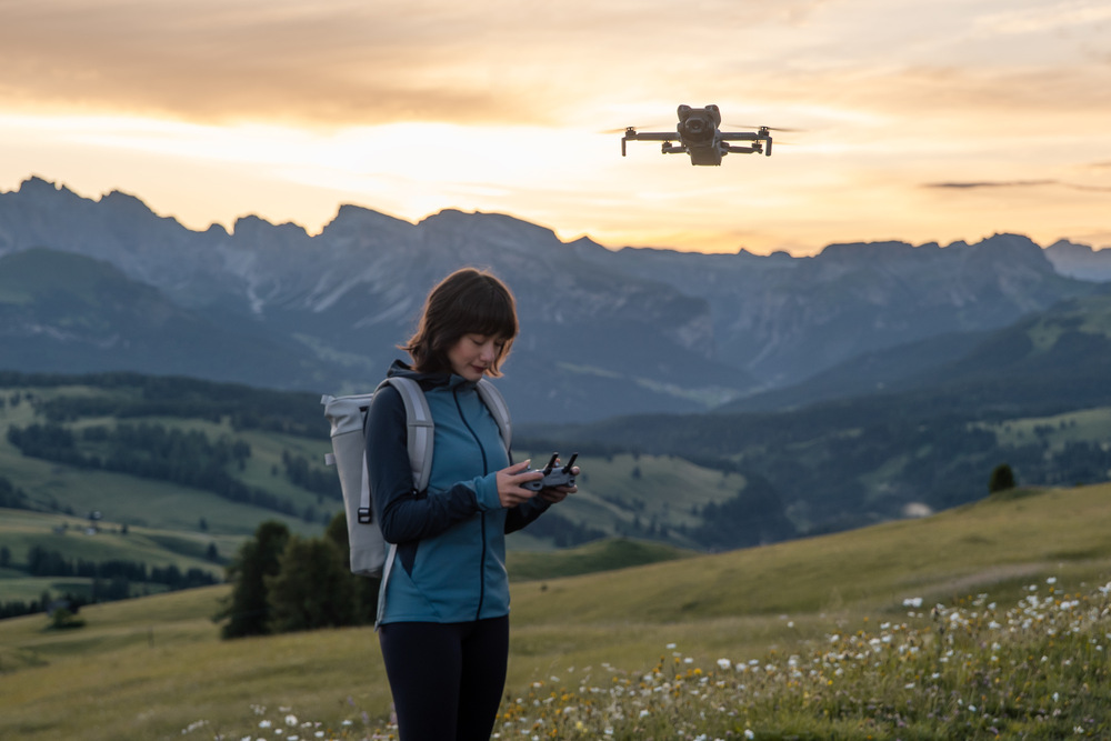 Dron DJI Mini 5 Pro (DJI RC-N3) sivý Dron DJI Mini 5 Pro (DJI RC-N3) sivý