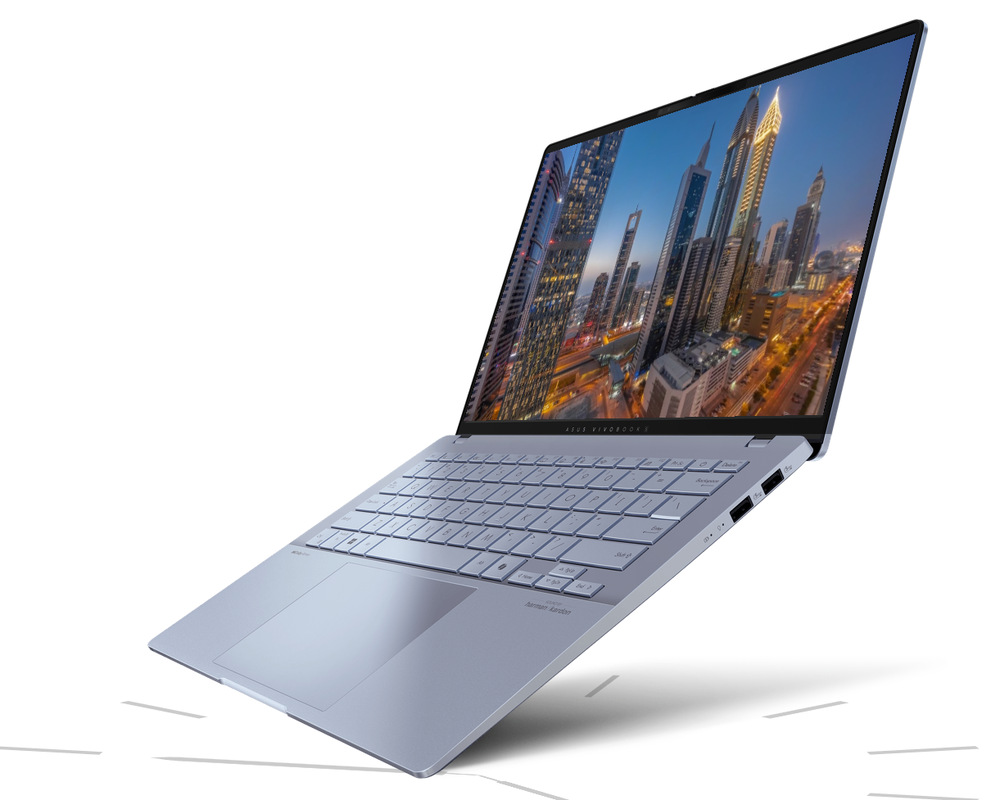 Notebook Asus Vivobook S14 strieborný Otvorený notebook ASUS Vivobook S 14 na 160 °
