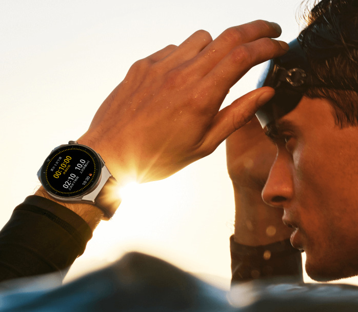 Inteligentné hodinky Huawei Watch GT 3 Pro 46 mm - Light Titanium Case + Black Fluoroelastomer Strap Inteligentné hodinky Huawei Watch GT 3 Pro 46 mm - Light Titanium Case + Black Fluoroelastomer Strap