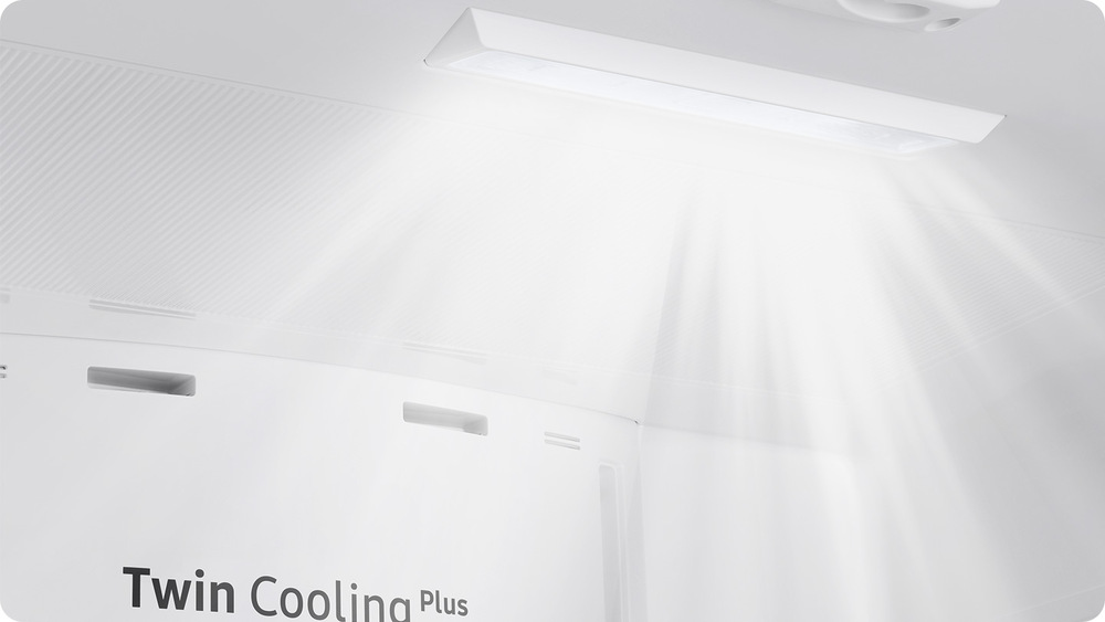 Americká chladnička Samsung RF50C530EB1/EO čierna Detail LED osvetlenie vnútorného priestoru chladničky Samsung RF50C530EB1/EO