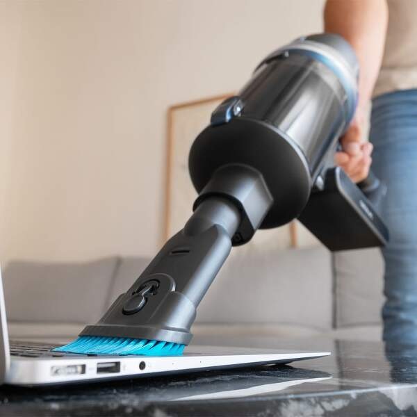Tyčový vysávač Cecotec Conga Rockstar 9500 Advance Ergowet Connected 3000 IA čierny/modrý Tyčový vysávač Cecotec Conga Rockstar 9500 Advance Ergowet Connected 3000 IA čierny/modrý