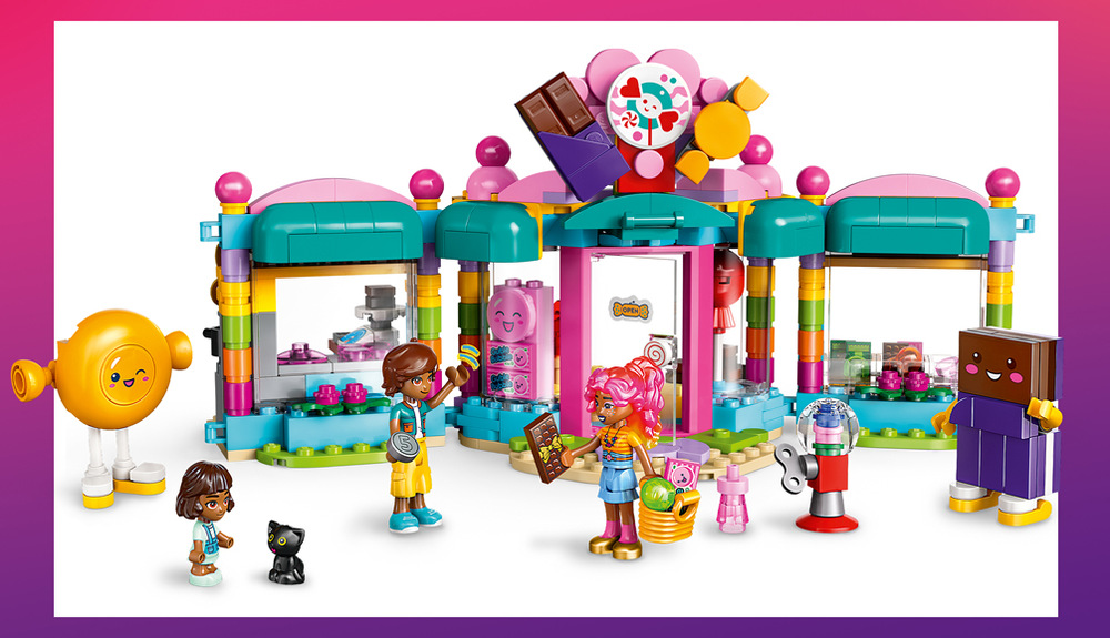 Stavebnica LEGO® Friends 42649 Cukráreň v mestečku Heartlake Dve minibábiky, mikrobábika a figúrka mačky dávajú deťom priestor rozohrávať príbehy súrodencov, zvieracieho spoločníka aj ďalších návštevníkov cukrárne.