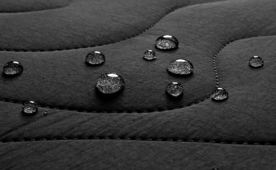 Puzdro na notebook tomtoc Terra-A27 Laptop Sleeve 14" čierne Púzdro na notebook tomtoc Terra-A27 Laptop Sleeve 14" - čierne