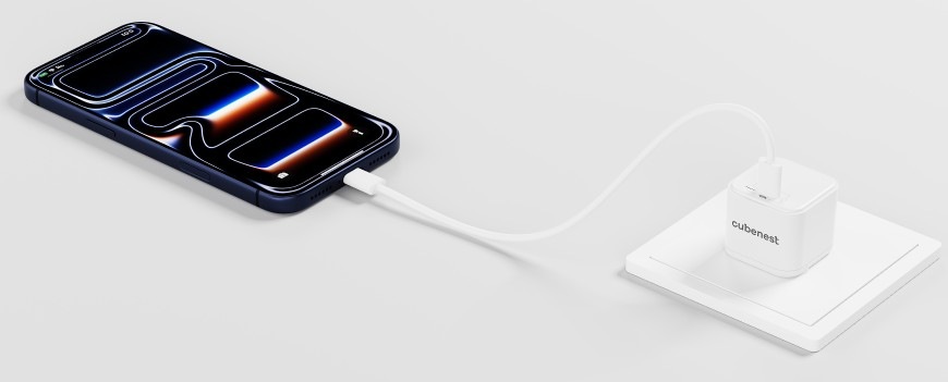 Nabíjačka do siete Cubenest PD Nano Adapter 45W N1D45 biela Nabíjačka do siete Cubenest PD Nano Adapter N1D45 nabíja mobilný telefón