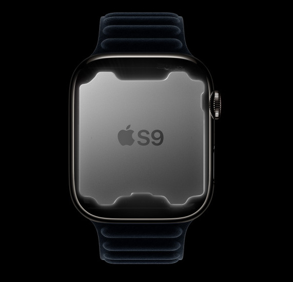 Inteligentné hodinky Apple Watch Series 9 GPS + Cellular 41mm puzdro zo strieborného hliníka - búrkovo modrý športový remienok - S/M