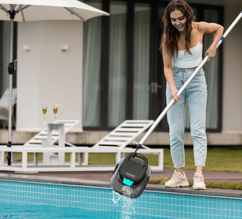 Aiper Scuba SE, čierna