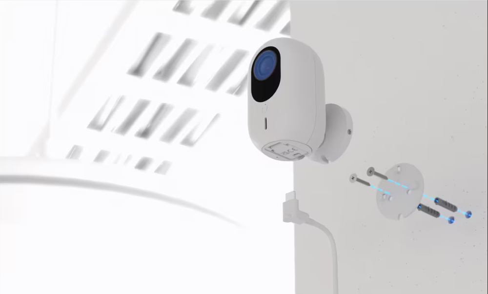 IP kamera Ubiquiti UniFi Protect UVC-G4-INS, outdoor, 4Mpx, IR, WiFi biela