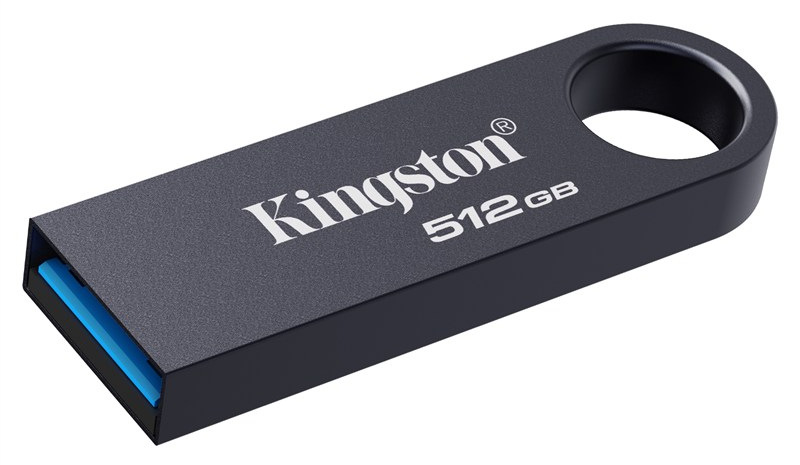 USB flashdisk Kingston DataTraveler SE9 G3 512GB čierny Kompaktný kovový USB flashdisk Kingston DataTraveler SE9 G3 zobrazený na bielom pozadí, detailne zachytávajúce minimalistické telo, integrované očko pre kľúčenku a USB-A konektor
