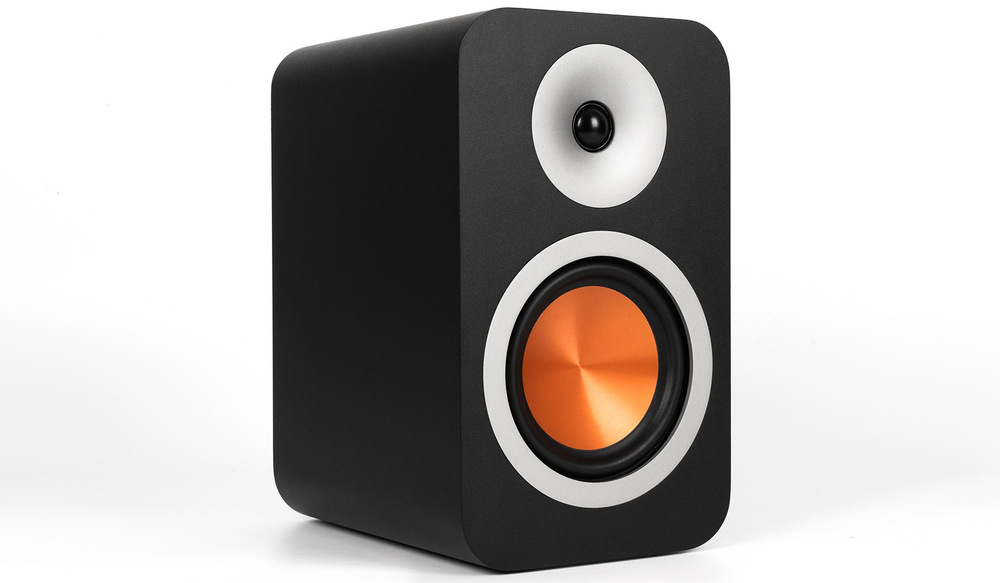 Reproduktory Fosi Audio SP601 (2 ks) čierny Kompaktné regálové prevedenie umožňuje ľahké umiestnenie na stôl, policu aj stojany v menších priestoroch.