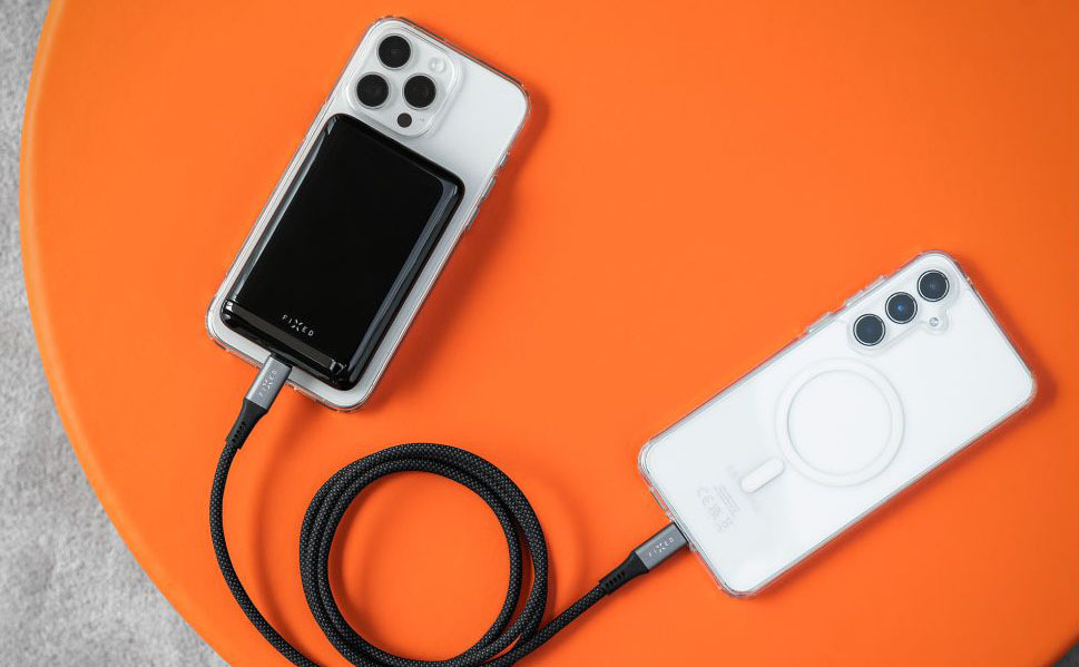Powerbank FIXED MagZen 10 Pro 10000 mAh čierny Powerbank FIXED MagZen 10 Pro 10000 mAh čierny