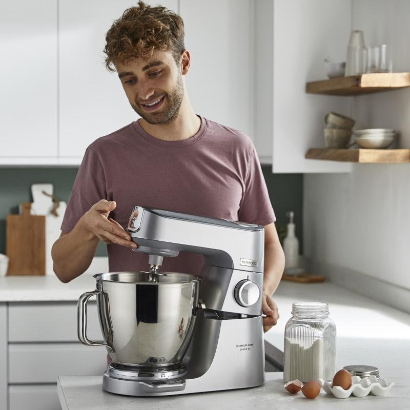Kuchynský robot KENWOOD Titanium Chef Baker XL KVL85.704SI strieborný Kuchynský robot Kenwood KVL85.704SI