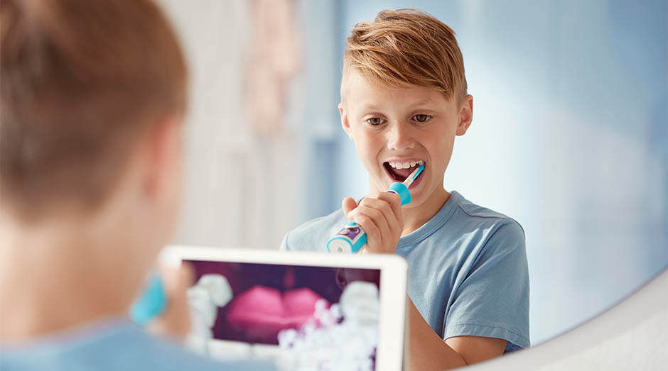 Zubná kefka Philips Sonicare For Kids HX6322/04 biela/zelená Philips HX6322/04 Sonicare For Kids