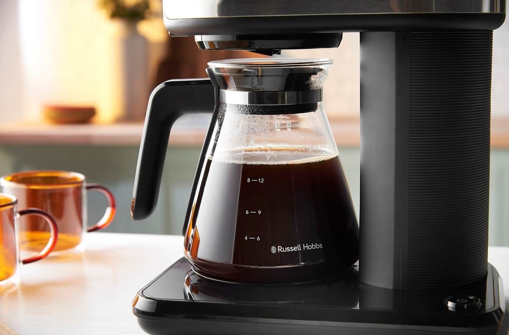 Kávovar RUSSELL HOBBS 26840-56 Attentiv čierny/strieborný Kávovar RUSSELL HOBBS 26840-56 Attentiv čierny/strieborný