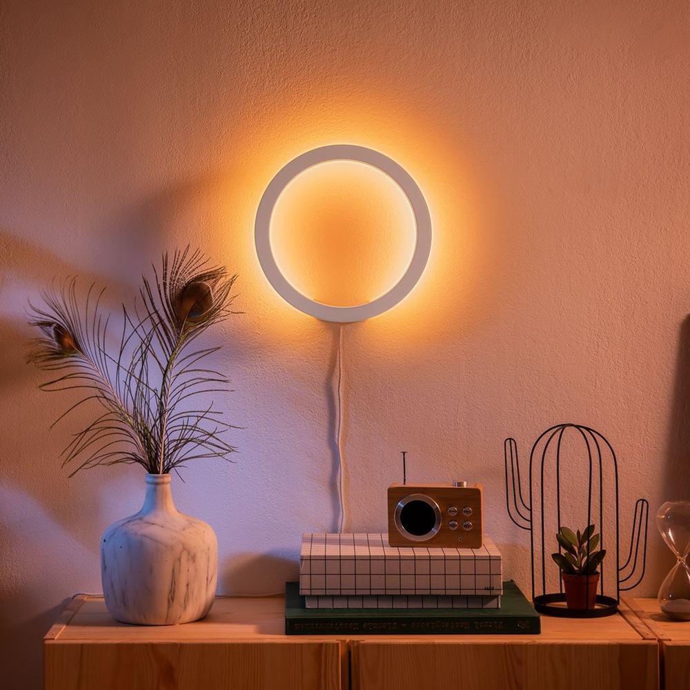 Nástenné svietidlo Philips Hue Sana White and Color Ambiance biele Nástenné svietidlo Philips Hue Sana White and Color Ambiance biele