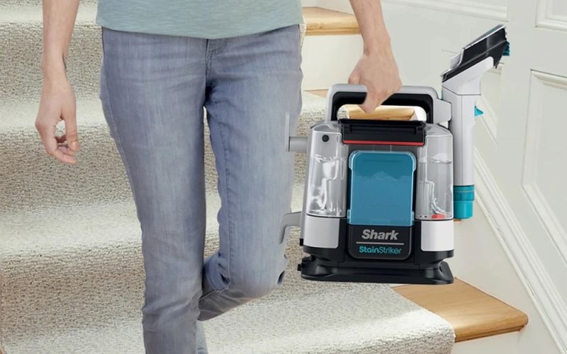 Čistič škvŕn Shark PX200EUT StainStriker biely Čistič škvŕn Shark PX200EUT StainStriker biely