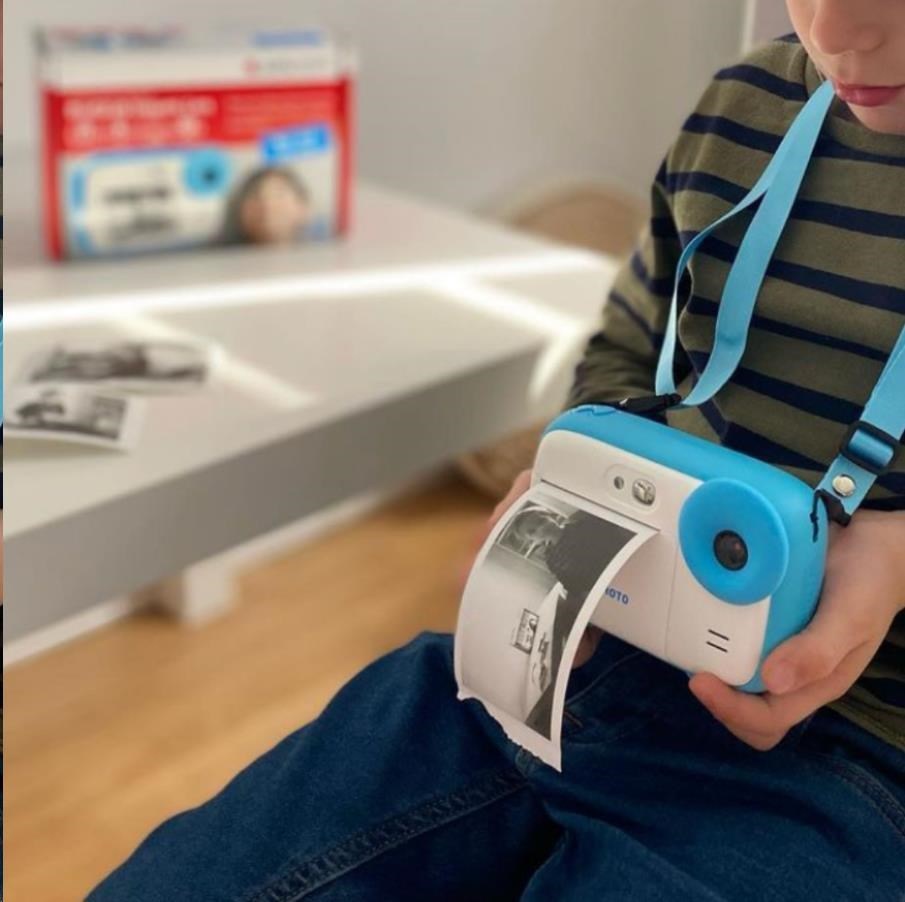 Instantný fotoaparát AgfaPhoto Realikids Instant Cam modrý Funguje ako instantný a digitálny fotoaparát v jednom