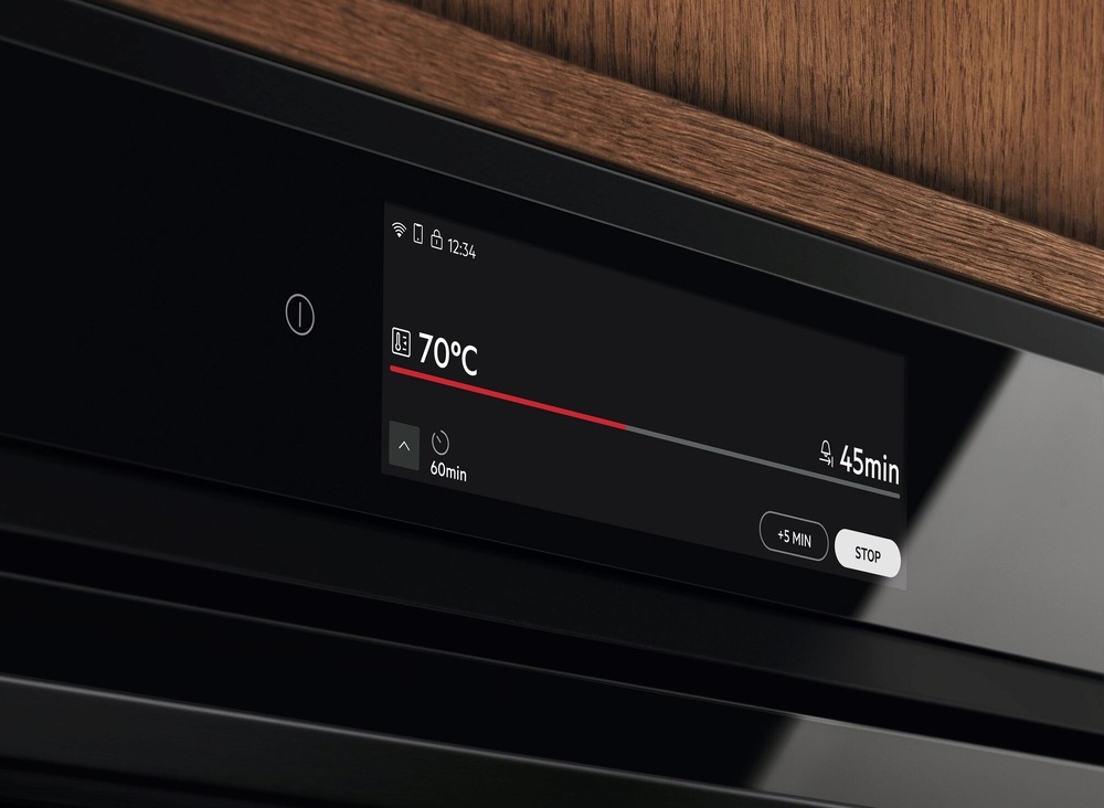 Rúra Electrolux Série 900 EOA9S3SH čierna Electrolux EOA9S3SH dotykový displej CookSmart Touch+