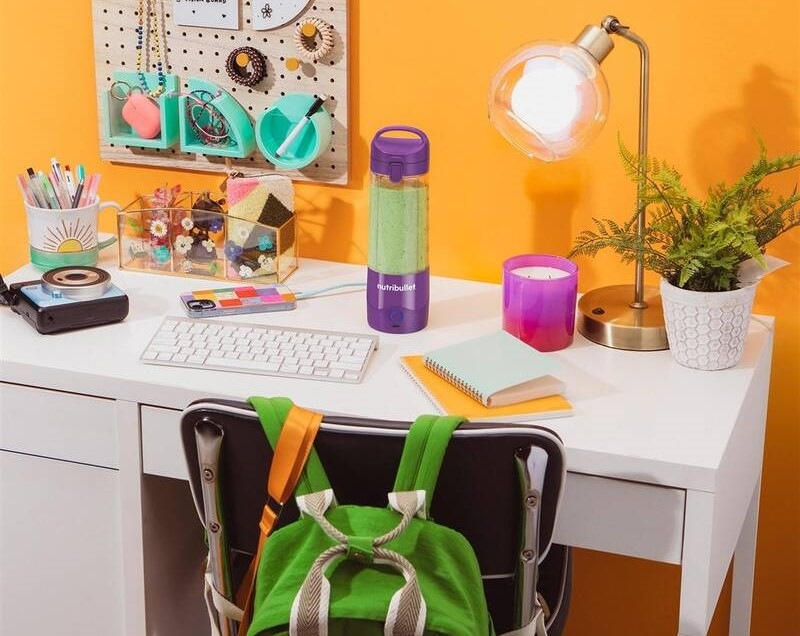 Stolný mixér Nutribullet Portable NBP003U fialový Stolný mixér Nutribullet Portable NBP003U fialový