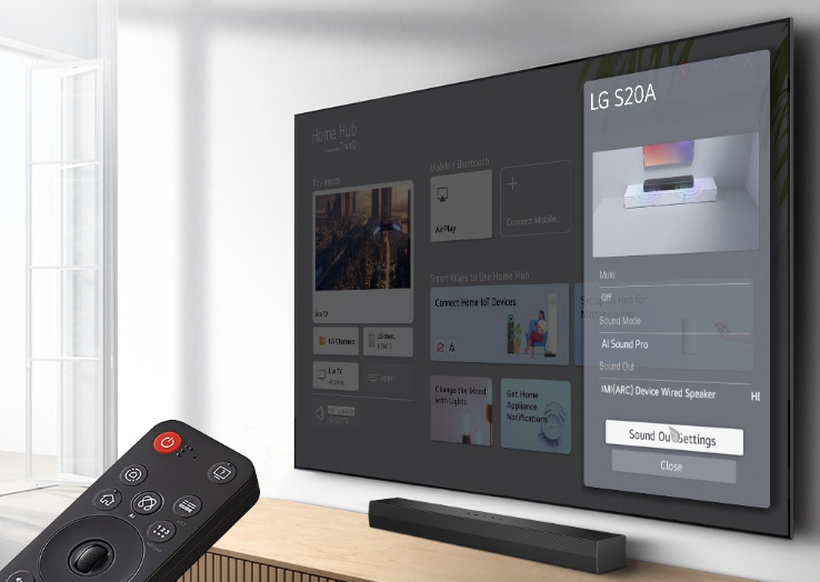 Soundbar LG S20A pod televízorom s integrovaným ovládaním prostredníctvom kompatibilnej TV
