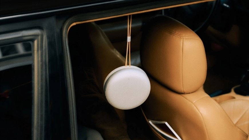 Prenosný reproduktor Bang & Olufsen Beosound A1 (3rd Gen) sivý Bang & Olufsen A1 (3rd Gen), sivá