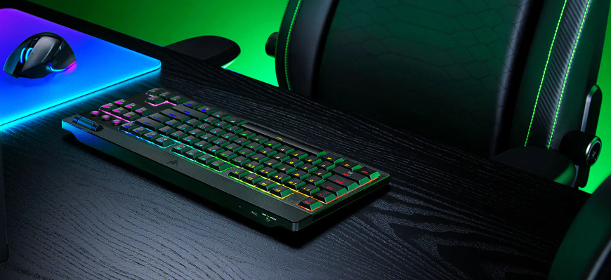Klávesnica Razer BlackWidow V4 Low-profile Tenkeyless HyperSpeed (Yellow  Switch), US layout čierna