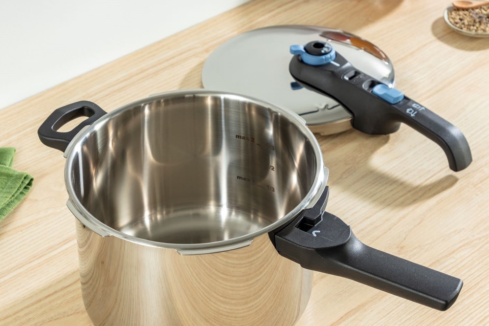 Tlakový hrniec Tefal Secure Trendy P2584301, 4 l + 6 l nerez