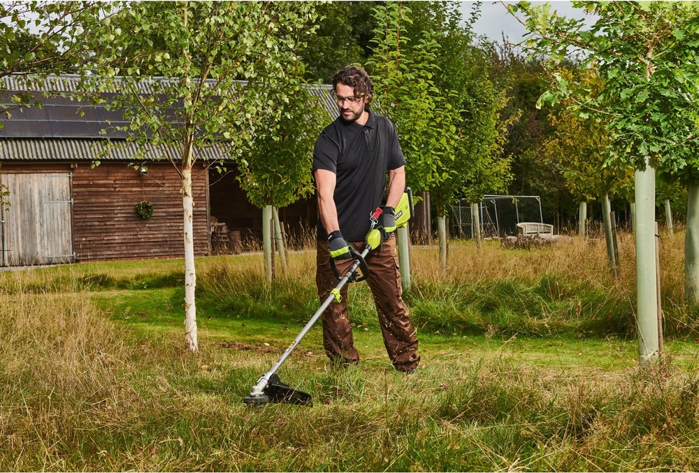 Kosačka strunová Ryobi MAX POWER RY36LT38A-0 (bez baterie) Kosačka strunová Ryobi MAX POWER RY36LT38A-0 (bez baterie)