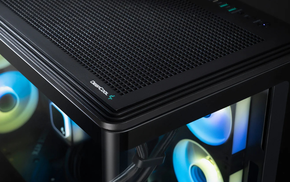 DeepCool CG590U 5F pojme grafické karty dlhé až 410 mm