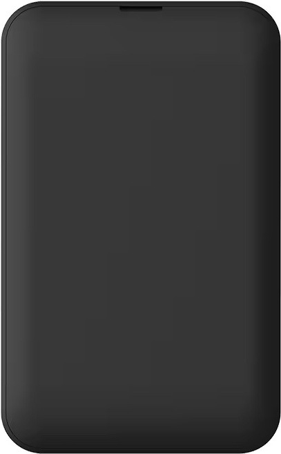 Prenosný hotspot Strong 4G+MIFI900 bez displeje čierny Na obrázku je zadná strana prenosného hotspotu Strong 4G+ MIFI900 bez displeja. Zadný kryt je úplne hladký, čierny a bez akýchkoľvek konektorov alebo tlačidiel. Telo má zaoblené rohy a jednoduchý vreckový tvar. Hore uprostred je len malý zárez na otvorenie krytu alebo sňatí zadnej časti. Celkovo zariadenie pôsobí veľmi čisto a minimalisticky.