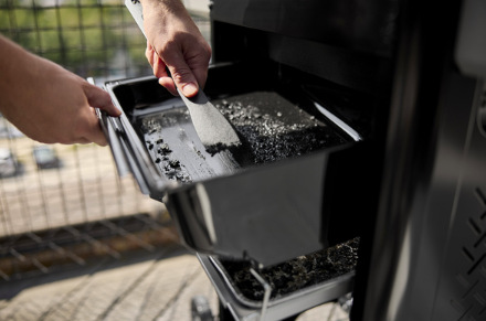 Gril záhradný plynový Weber Spirit E-325 Black čierny Gril plynový Weber Spirit E-325 Black