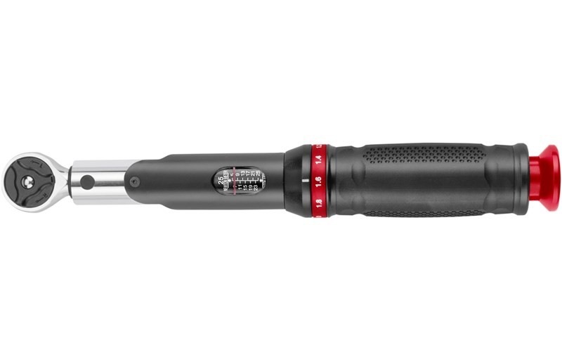 Momentový kľúč FORTUM 4700214 1/4", 5-25Nm