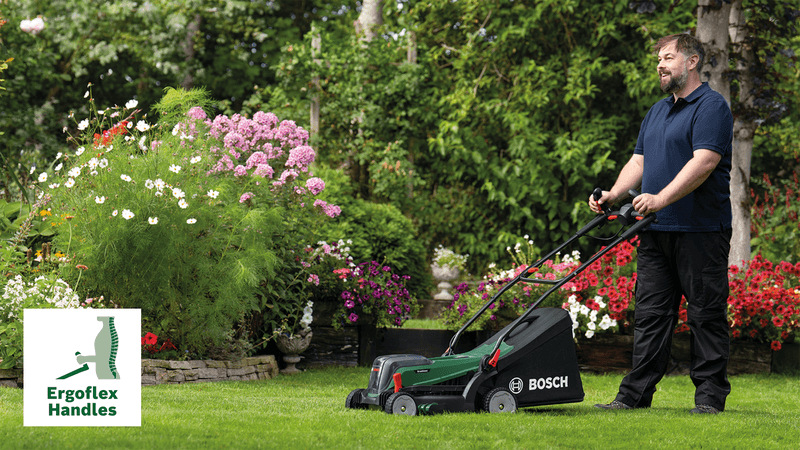 Kosačka Bosch UniversalRotak 2x18V-37-550 (s batériou) Kosačka Bosch UniversalRotak 2x18V-37-550 (s batériou)