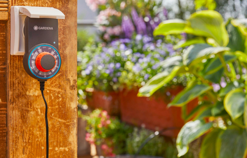 Transformátor Gardena 01407 s otočným voličom zavlažovacích programov v zásuvke