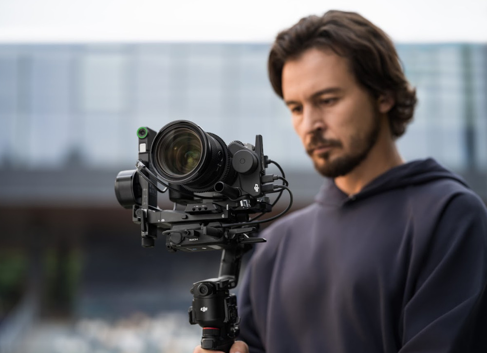 DJI RS 5 využíva technológiu RS Enhanced Intelligent Tracking