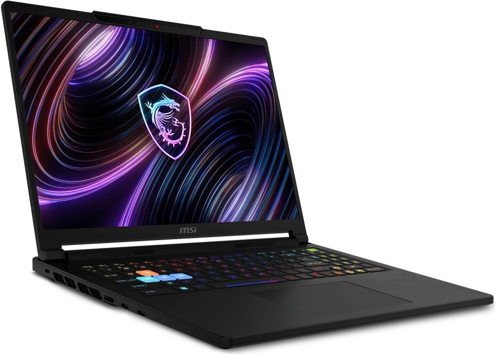 Notebook MSI Raider A16 HX B8WI-005XCZ čierny Pohľad šikmo na pravú stranu notebooku Raider A16 HX B8W vybaveného portami a reproduktormi