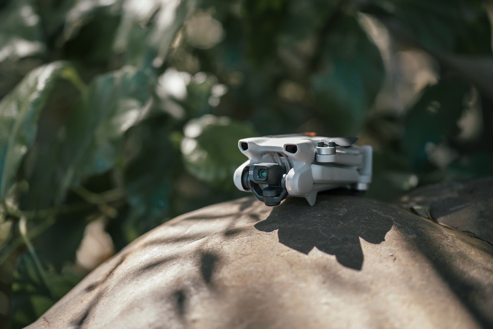 Dron DJI Mini 3 (DJI RC) sivý Dron DJI Mini 3 (DJI RC) sivý