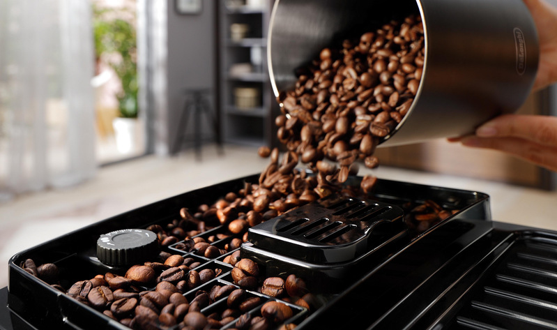 Automatický kávovar De'Longhi Magnifica Start Milk ECAM 220.80.SB Espresso De'Longhi ECAM 220.80.SB Magnifica Štart Milk
