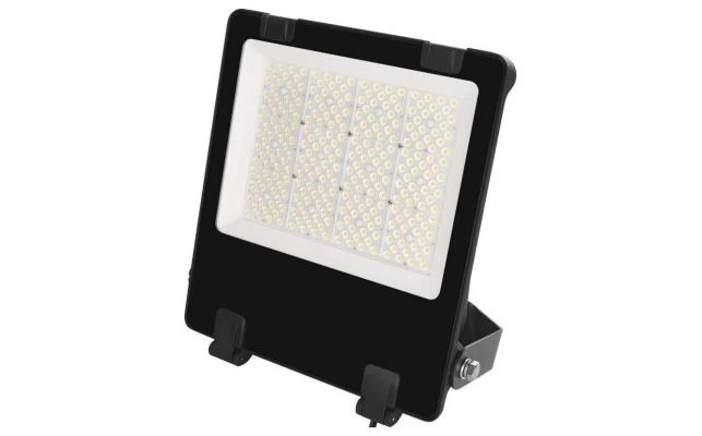 Reflektor EMOS AVENO, 150W, 24000lm, neutrálna biela čierny LED REFLEKTOR AVENO 150W 24000LM IP66 NW