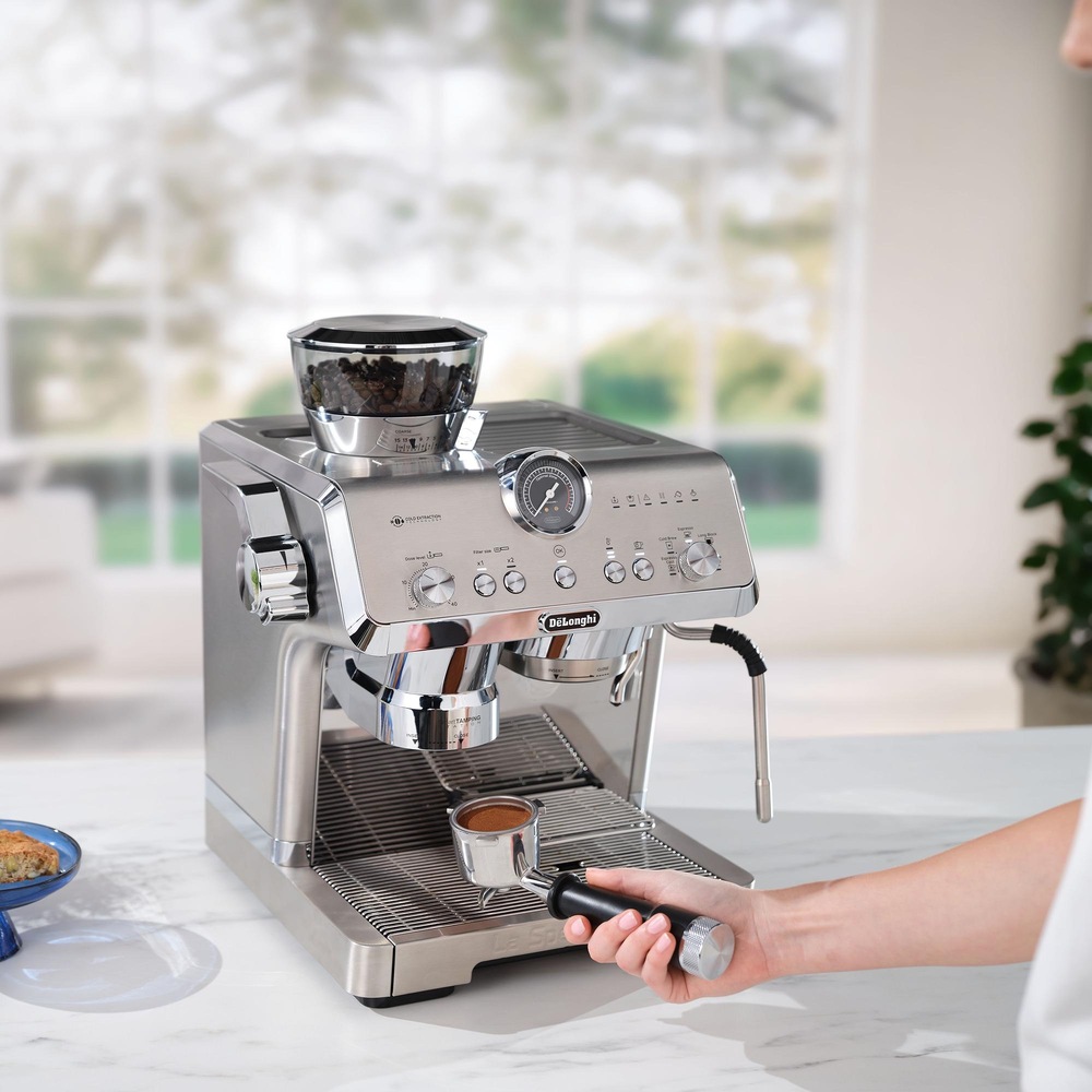 Pákový kávovar De'Longhi La Specialista OPERA EC 9555.M nerez